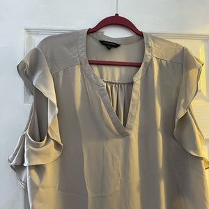 Grey, ruffle sleeve Banana Republic Blouse.